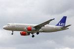 SAS Scandinavian Airlines, OY-KAN, Airbus A320-232, 01.Juli 2016, LHR London Heathrow, United Kingdom.