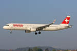SWISS International Air Lines, HB-ION, Airbus A321-212,  Lugano ,  05.September 2018, ZRH Zürich, Switzerland.