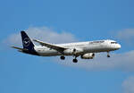 Lufthansa, Airbus A 321-231, D-AIDM  Recklinghausen , BER, 21.06.2022