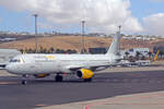 Vueling Airlines, EC-MRF, Airbus A321-231, msn: 7714,   Flavia Carvalho , 04.Juni 2022, ACE Lanzarote, Spain.