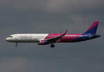 Wizz Air, Airbus A 321-231, HA-LXV, BER, 08.06.2026