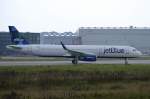 D-AZAG  JetBlue Airways  Airbus A321-200  (N957JB)  6809   in Hamburg-Finkenwerder gelandet  20.10.2015