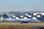 jetBlue Airways Airbus A321 D-AYAB rollt in Hamburg Finkenwerder zum Start aufgenommen am 16.02.16
