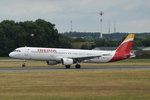 EC-JLI Iberia Airbus A321-213  in Rostock-Laage bei der Landung am 01.07.2016