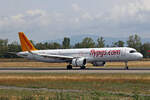 Pegasus Airlines, TC-RFI, Airbus A321-251NX, msn: 12047,  Beren , 27.Juli 2025, BSL Basel - Mülhausen, Switzerland.