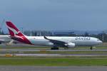 VH-EBL, Airbus A 330-203, Qantas, Sydney Airport (SYD), 4.1.2018