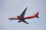 Air Berlin Airbus A330-223 D-ALPH beim Landeanflug zum Flughafen Berlin-Tegel, 26.11.09 Berlin-Pankow.