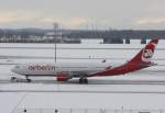 AIRBERLIN Airbus A330-223 D-ALPA Flughafen Mnchen 18.12.2010