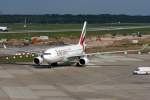 Emirates A330-200 A6-EAB rollt zum Gate in DUS / EDDL / Dsseldorf am 20.09.2008