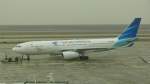 Garuda Indonesia mit A330 und der Kennung PK-GPK am 4.3.2010 in Shanghai