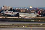 Qatar A330-300 A7-AEJ beim Touchdown auf 23 in IST / LTBA / Istanbul Ataturk am 20.03.201