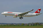 SWISS International Air Lines, HB-IQR, Airbus A330-223, msn: 324, 27.April 2008, ZRH Zürich, Switzerland.
