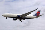 Delta Air Lines, N859NW, Airbus A330-223, msn: 722, 06.Juli 2023, LHR London Heathrow, United Kingdom.