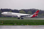 Qantas Airways, VH-QPD, Airbus A330-303, msn: 574,  Port Macquarie , 23.April 2005, ZRH Zürich, Switzerland.