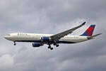 Delta Air Lines, N822NW, Airbus A330-302, msn: 1627, 03.Juli 2023, LHR London Heathrow, United Kingdom.