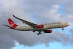 Virgin Atlantic Airways, G-VSXY, Airbus A330-343X, msn: 1195,  Beauty Queen , 05.Juli 2023, LHR London Heathrow, United Kingdom.