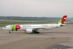 TAP Air Portugal, CS-TUB, Airbus A330-941N, msn: 1936,  d joão ii o príncipe perfeito , 23.April 2022, ZRH Zürich, Switzerland.