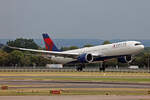 Delta Air Lines, N413DX, Airbus A330-941N, msn: 1995, 08.Juli 2023, LHR London Heathrow, United Kingdom.