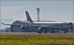 SWISS HB-JMA, Airbus A340 steht auf Maribor Flughafen MBX.