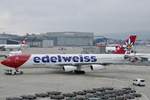 Edelweiss, A340-300, HB-JME,  Pilatus , 28.12.19, Pushback in Zürich