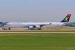 ZS-SNG / South African Airways / A340-642 wird in MUC zum Fracht-Terminal geschleppt. 10.06.2014