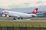 Swiss Airbus A340-313 HB-JME, cn(MSN): 559,
Zürich-Kloten Airport, 24.11.2016.