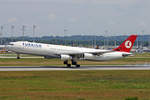 Turkish Airlines, TC-JIJ, Airbus A340-313X, msn: 216, 11.September 2009, MUC München, Germany.