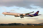 Thai Airways, HS-TNB, Airbus A340-642, msn: 681,  Saraburi , 27.März 2006, ZRH Zürich, Switzerland.
