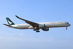 Cathay Pacific Airways, B-LXC, Airbus A350-1041, msn: 188, 03.Juli 2023, LHR London Heathrow, United Kingdom.