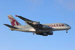 Qatar Airways, A7-APG, Airbus A380-861, msn: 193, 05.Juli 2023, LHR London Heathrow, United Kingdom.
