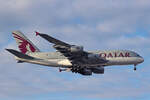 Qatar Airways, A7-API, Airbus A380-861, msn: 235, 06.Juli 2023, LHR London Heathrow, United Kingdom.