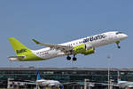 Air Baltic, YL-ABK, Airbus A220-371, msn: 55182, 29.Mai 2023, ZRH Zürich, Switzerland.