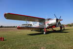 Diese Antonov An2 stand am Flugplatz Taucha,nordöstlich von Leipzig gelegen, am 3.10.2025 für Rundflüge bereit. Das Flugzeug trägt die Kennung D-EWJG.