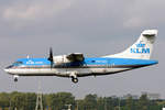 KLM Exel, PH-XLE, ATR 42-320, msn: 090, 14.September 2004, AMS Amsterdam, Netherland.