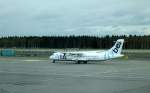 Eine ATR 72-212A(OH ATH) von flybe auf dem Weg zur Startbahn.
Fotografiert in Helsinki am 07.09.2012.