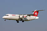 SWISS International Air Lines, HB-IXQ, BAe Avro RJ100, msn: E3282, 24.Juli 2006, ZRH Zürich, Switzerland.
