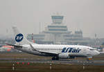 UTair, Boeing B 737-524, VQ-BJT, TXL, 24.11.2018