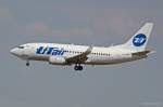 VQ-BPR / UTair / B737-524(W) in MUC im Landeanflug aus Tjumen (TJM) 23.07.2013