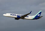 Icelandair, Boeing B 737 MAX 8, TF-ICR, BER, 10.02.2024