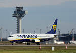 Rynair, Boeing B 737-8AS, EI-DYY, BER. 02.10.2021