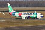 PH-HSI, Boeing 737-800  Peter Pan  c/s der Transavia in EIN, 20.01.2024.