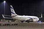 EL AL Israel Airlines, 4X-EKJ, Boeing737-85P,  Degania , msn: 35486/2908, 26.Dezember 2025, ZRH Zürich, Switzerland.