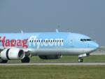 Nahaufnahme einer Boeing 737-800 der TUIfly am 30.08.2008 in Stuttgart.