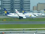 SKYMARK AIRLINES, JA73NT, Boeing 737-800, Tokyo-Haneda Airport (HND), 28.5.2016