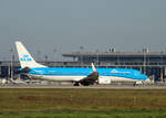 KLM, Boeing B 737-9K2, PH-BXT, BER, 09.10.2021