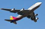 Take off/B747 Asiana Cargo/Frankfurt/FRA./05.08.09