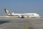 Singapore Airlines Boeing 747-400 9V-SMU Flughafen Mnchen 21.04.2010