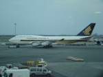 Die Boing 747-400 der Singapore Airlines auf den John F.