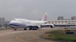 China Airlines Boeing 747-400 B-18205 in Pudong (15.7.10)