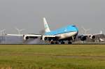 KLM PH-BFT bei der Landung in Amsterdam 1.11.2014